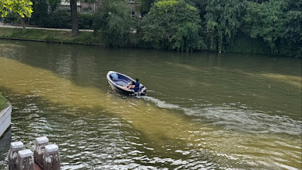 Canal Cruising Utrecht